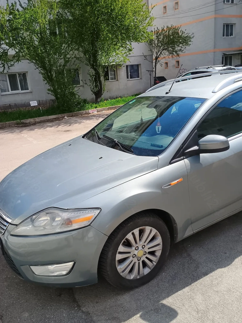 Vând Ford Mondeo MK4 