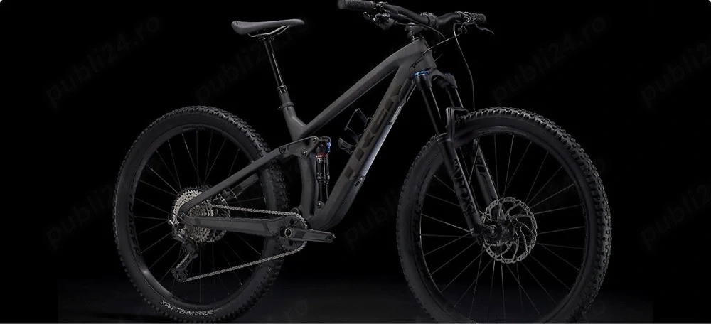 Bicicletă Trek Fuel EX Carbon 2022, echipare premium, stare foarte bună.