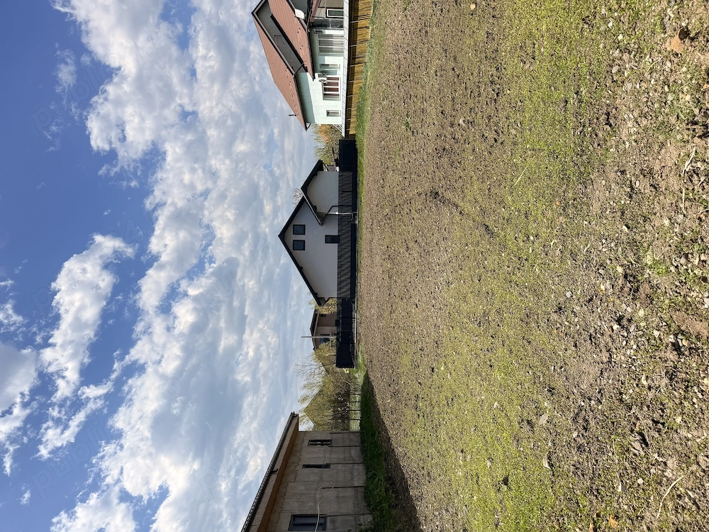 Teren intravilan Săucești ideal pentru casă 