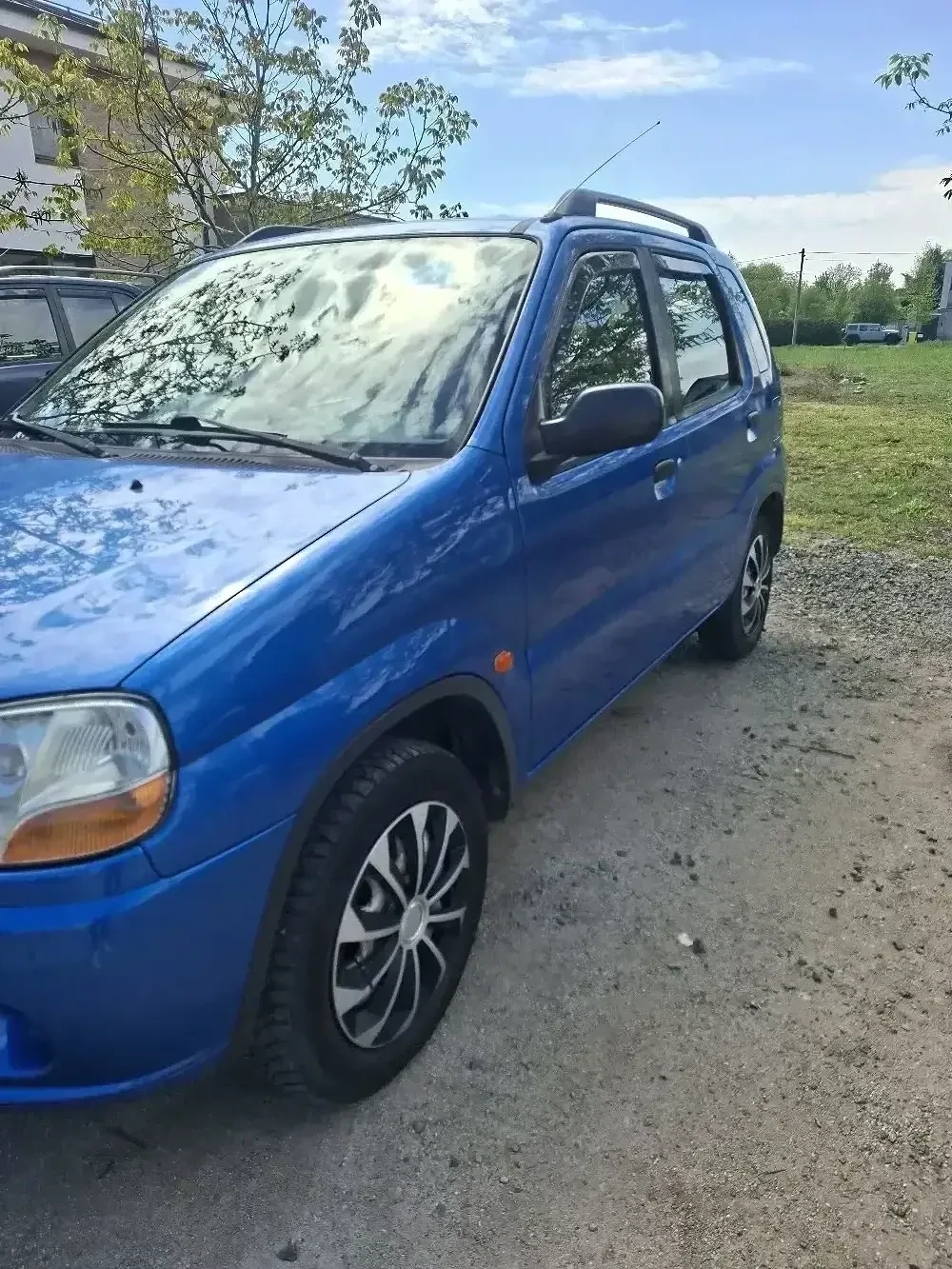 vând suzuki ignis 