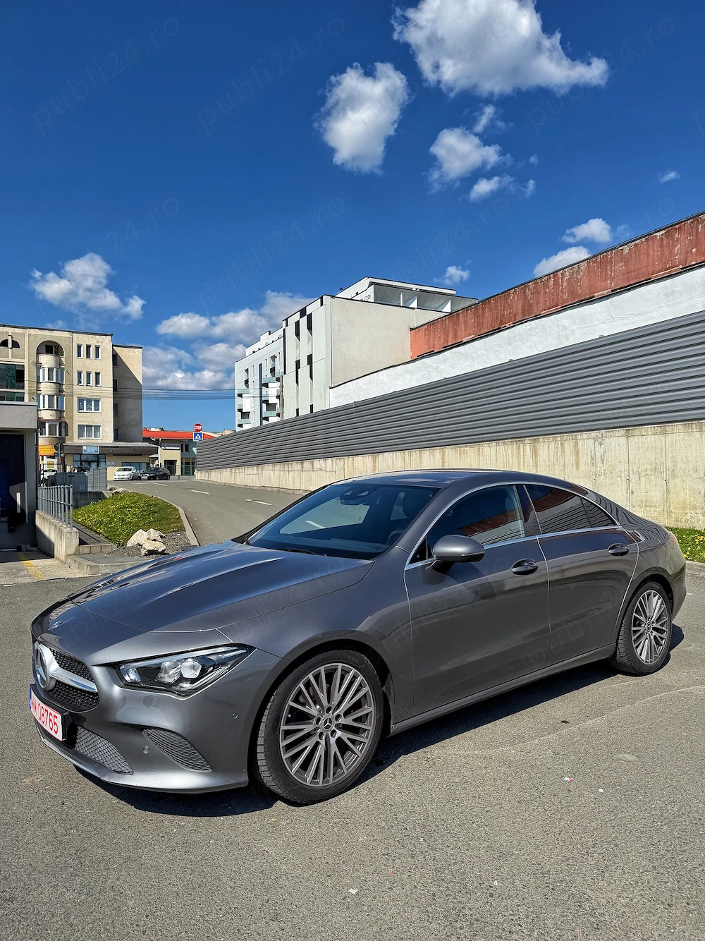 Vând Mercedes CLA impecabil