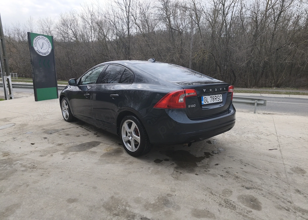 Volvo S60 D3 163CP 2011   5 cilindri   distribuție schimbată-