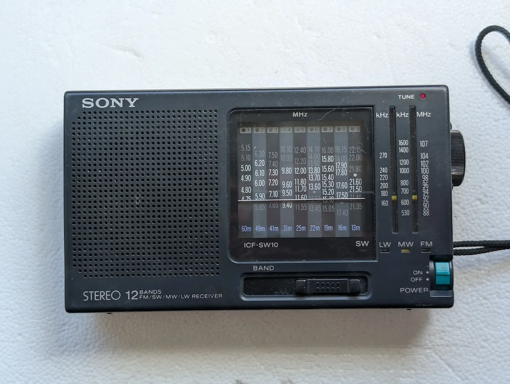 Radio SONY ICF-SW10, receptor portabil world receiver 12 benzi, de colectie