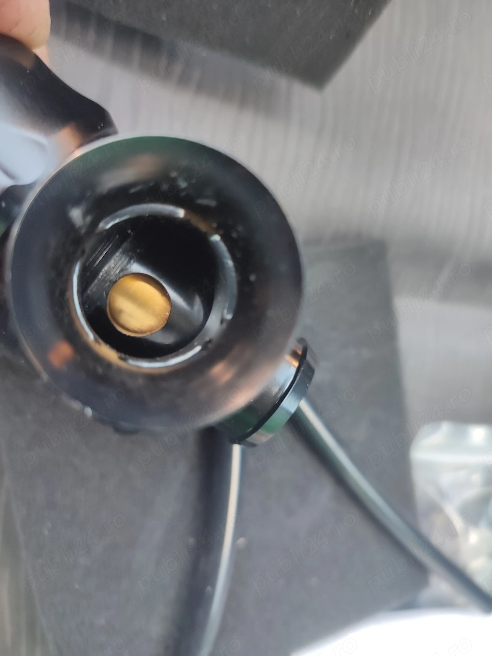 Blow supapă de aer ce imită turbina 