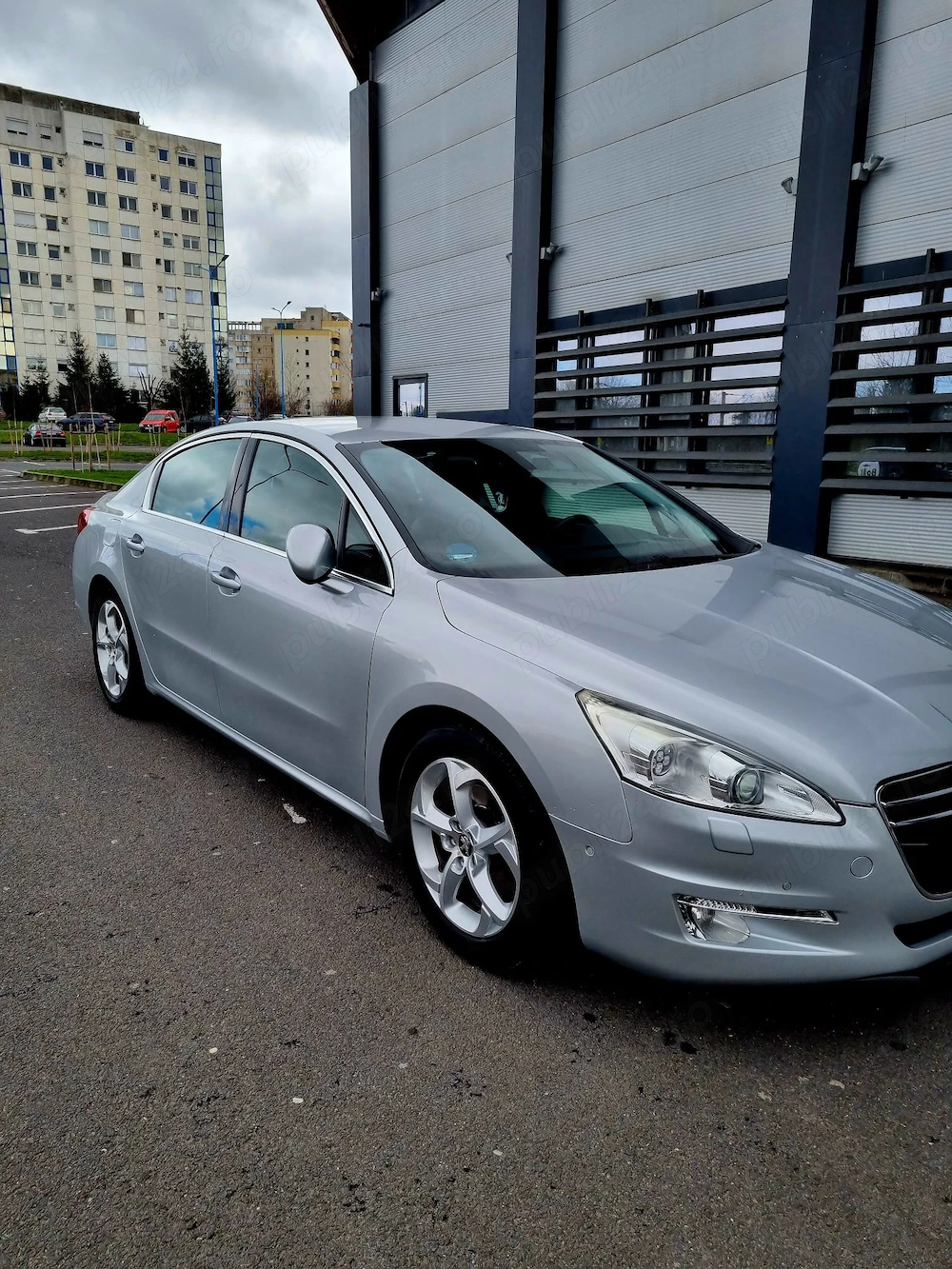 Vând Peugeot 508 2.0 Hybrid 