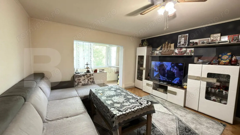 Apartament cu 3 camere, etaj 2 – Micro 16, zonă excelentă!