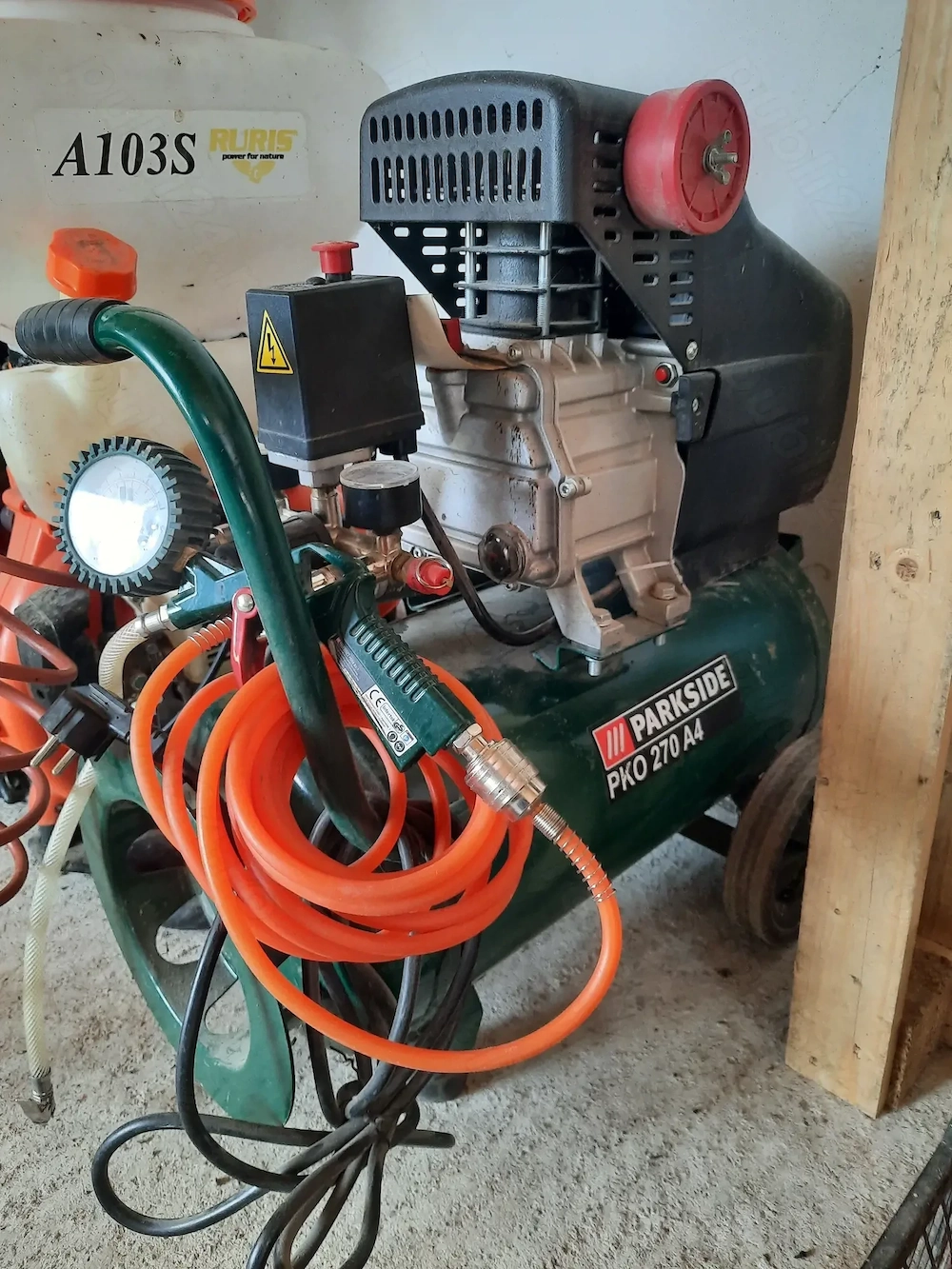 Compresor 24 l și automizor