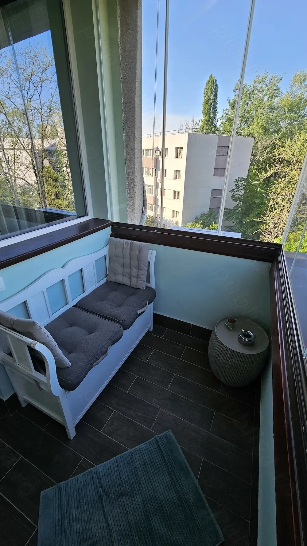 Garsonieră de vânzare   Lujerului, lângă piață, la 2 minute de metrou