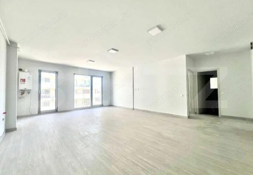 Apartament semidecomandat, 54,74 mp utili, terasa, garaj, zona Eroilor