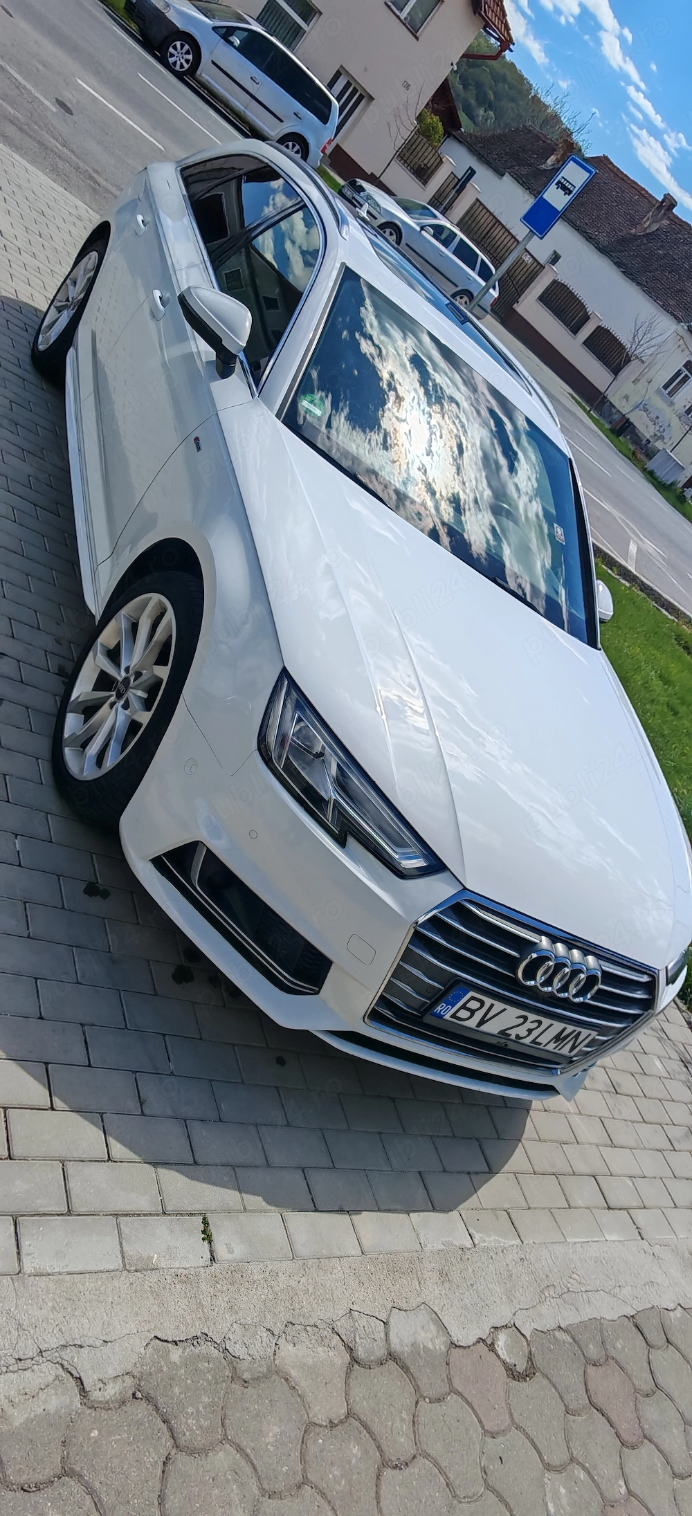 Vand Audi A4 SLine, înscris recent