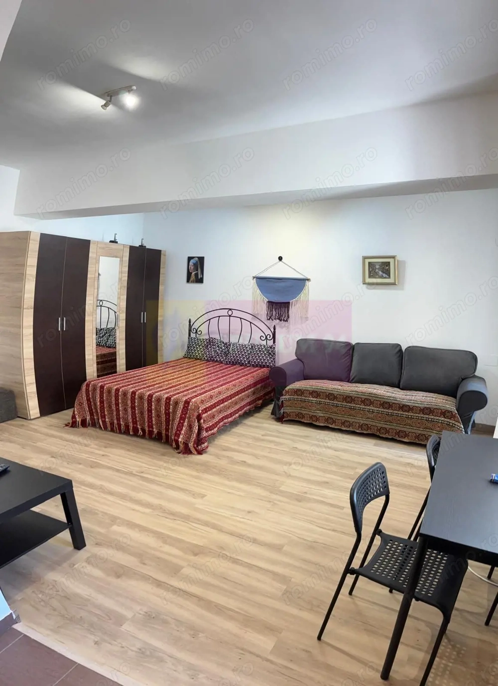 Garsoniere mobilata Lux, de inchiriat la pta Alba Iulia,  460 E