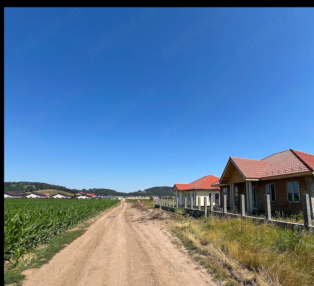 Teren intravilan zona Lempes Sanpetru suprafete de 500 mp