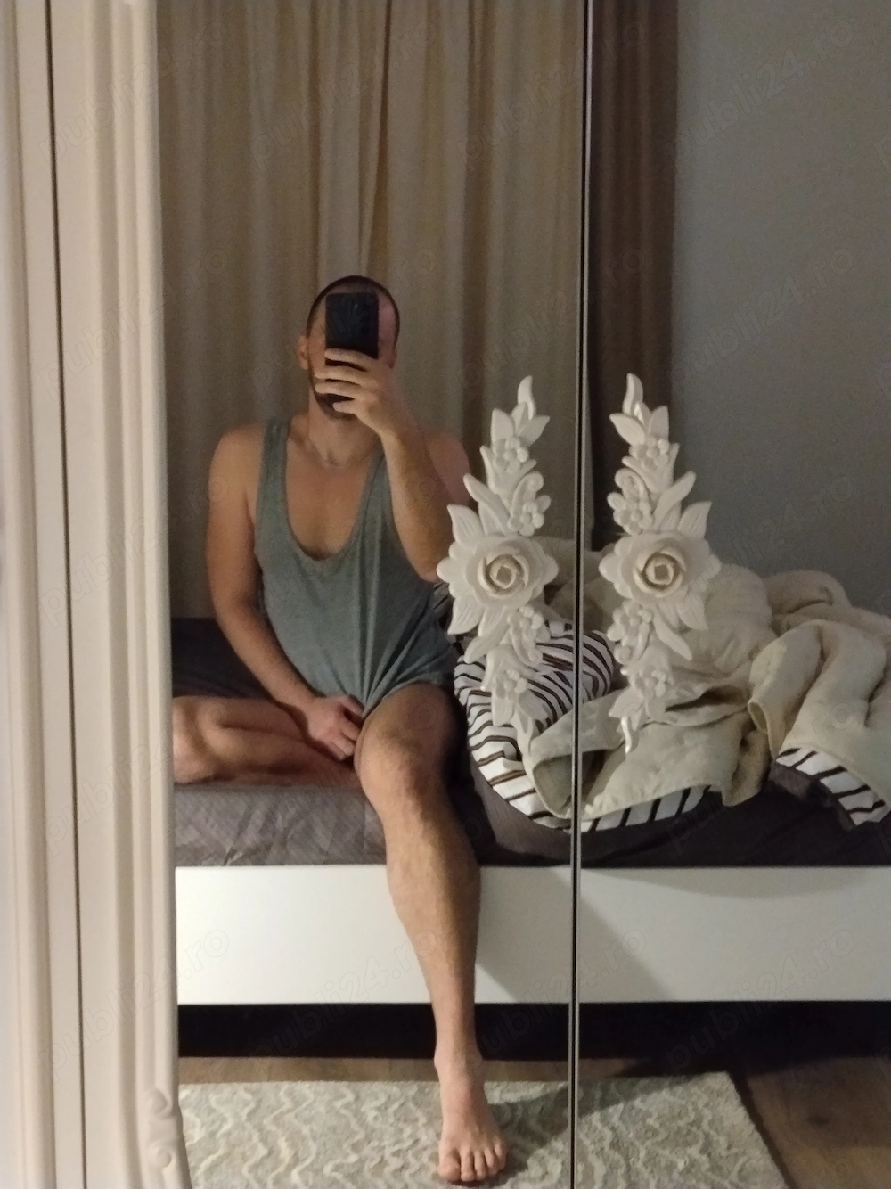 Bărbat bisex pasiv cu locație ,fără inhibiții 