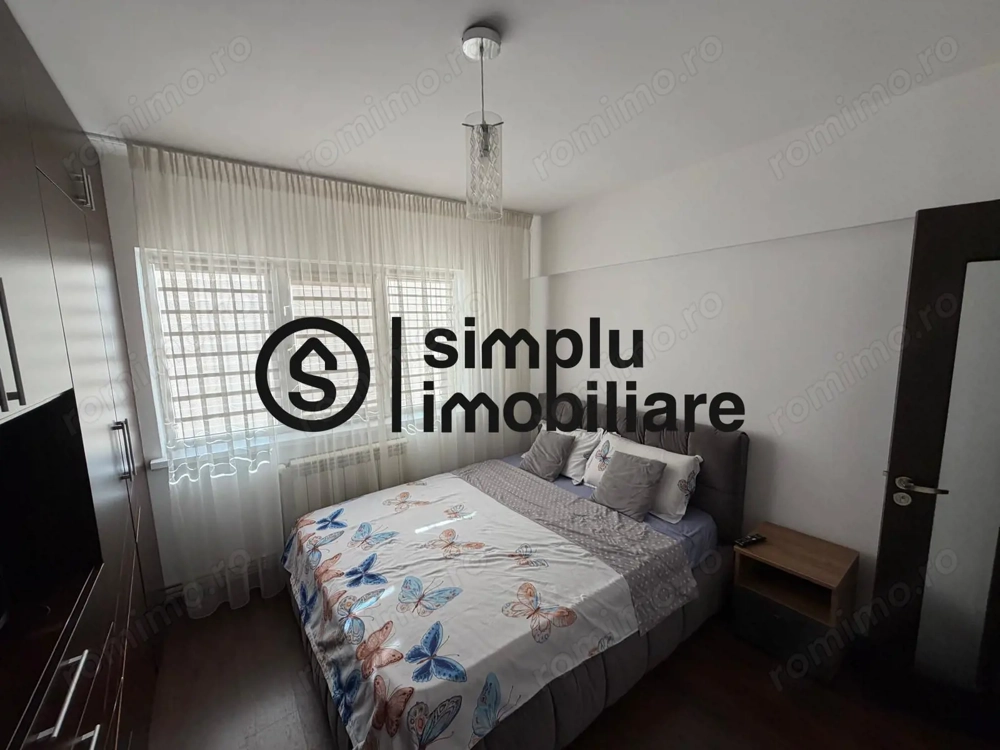 2 decomandate, etaj 2 / 4, centrala, 1 Mai - 125 000 Euro