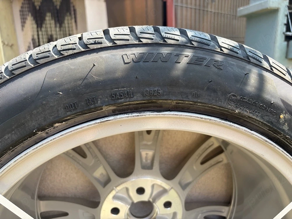 Vand roti pentru Tesla Y echipate cu anvelope de iarna