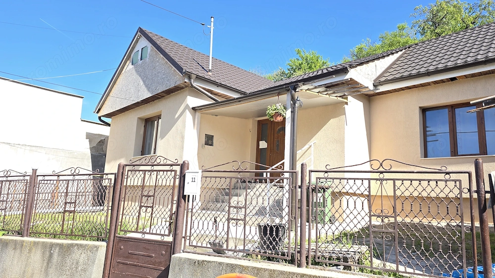 Vand casa in Deva, zona Calugareni, in curs de renovare, izolata exterior cu vata bazaltica de 10 cm