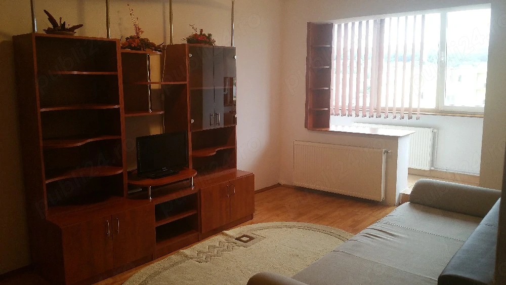 apartament 2 camere  decomandat 