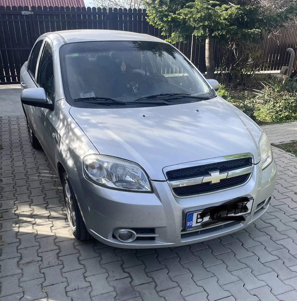Vând Chevrolet Aveo LT