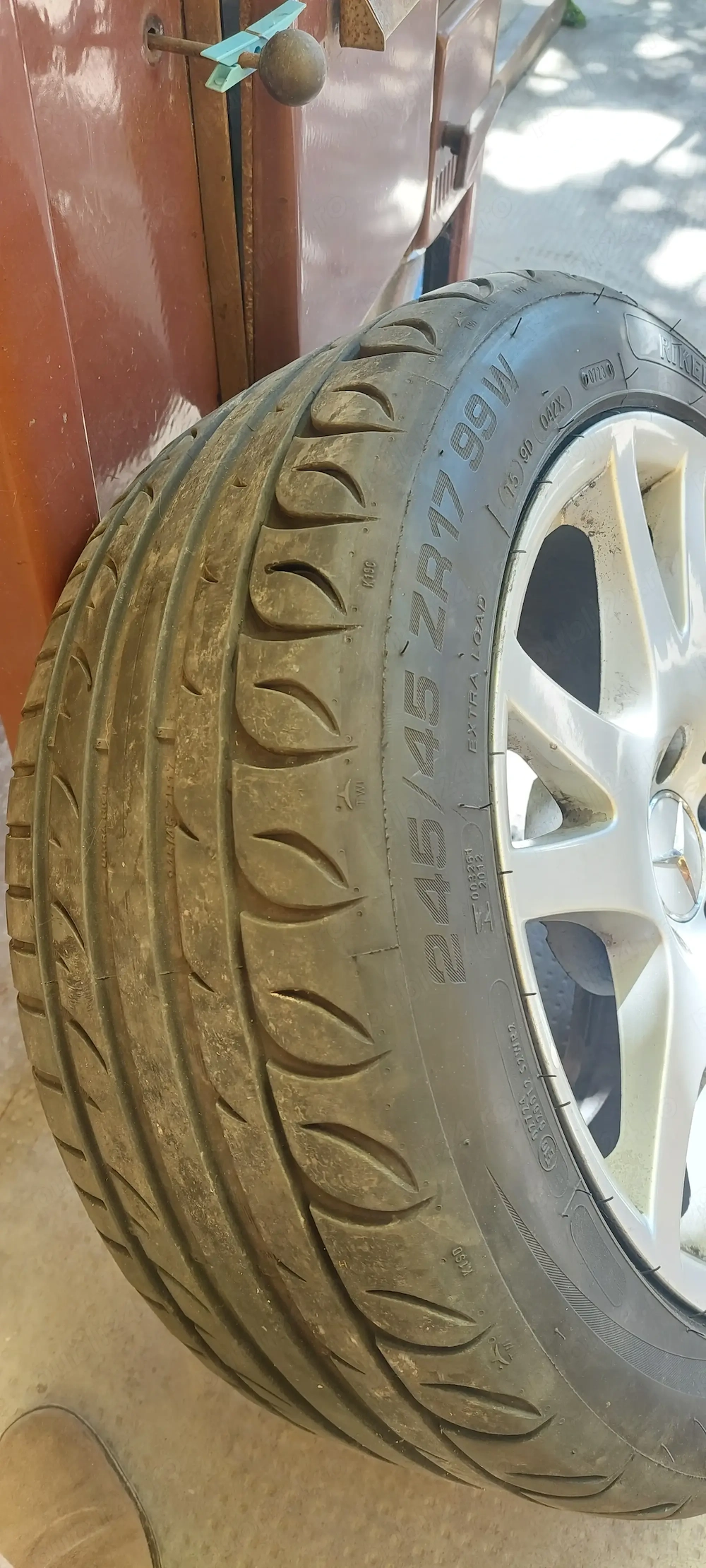 5%uzură,patru identice,cu jante cu tot!