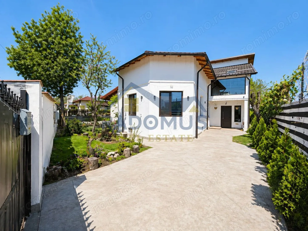 Casă spațioasă, complet renovată – StrMircea cel Bătrân nr. 151