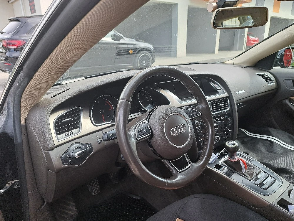AUDI A 5 - 2.0tdi - an 2012