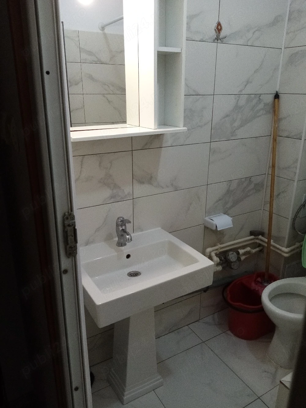 I închiriere garsoniera