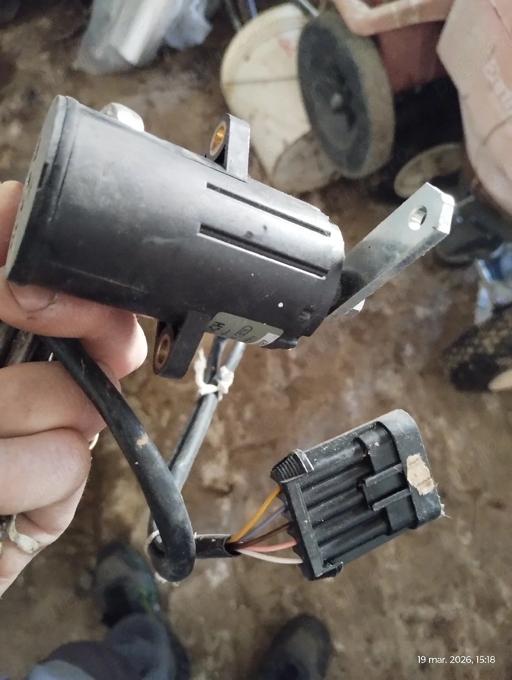 Senzor pedala acceleratie iveco,renault ,case 