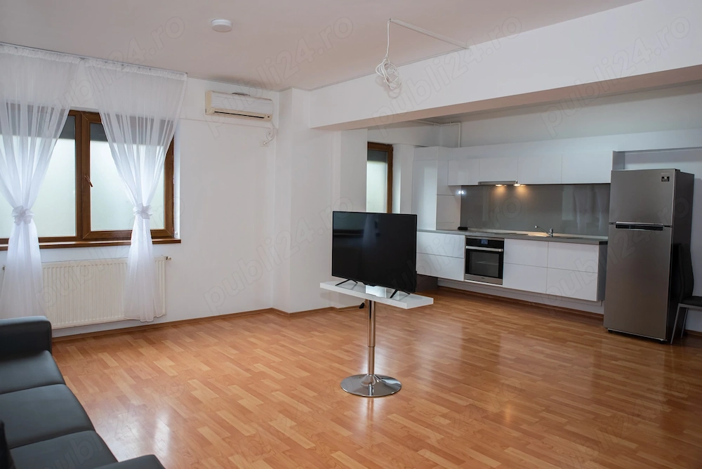 Particular inchiriez garsoniera 47 mp Colentina-McDonald s