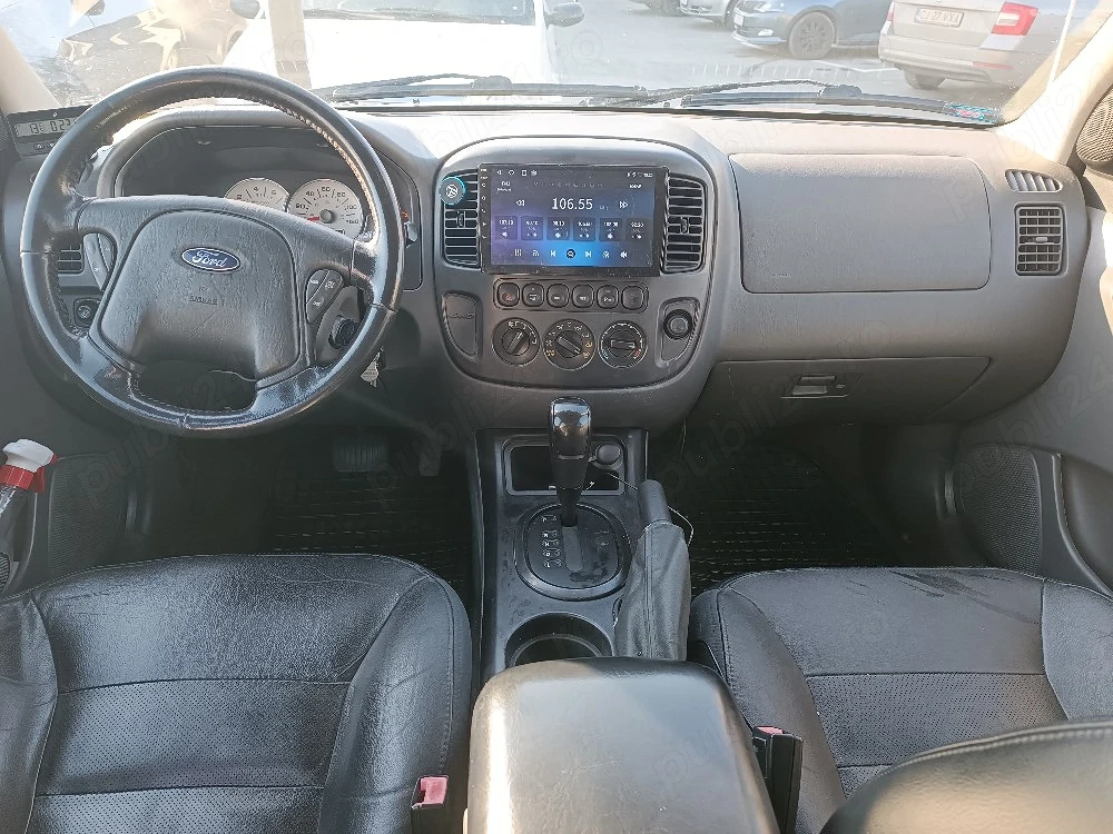 Vând Ford Escape Hybrid 