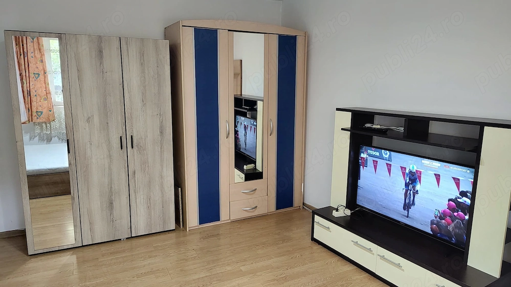 Apartament de inchiriat aproape de Universitatea de Vest si la 3 minute de statia de tramvai