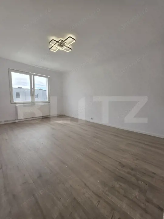 De vânzare apartament 3 camere decomandat – 66,49 mp – complet renovat