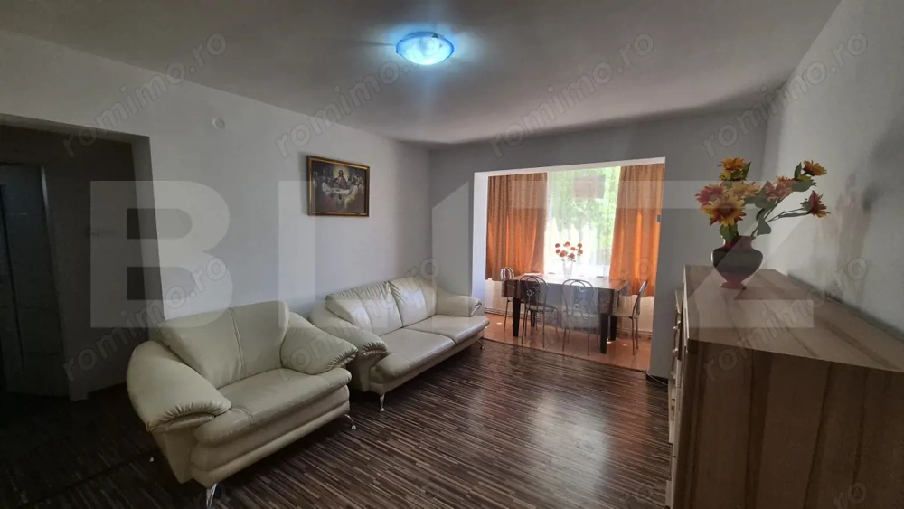 Apartament cu 2 camere de vanzare, 41,63 mp, strada Botizului langa Alma Spa