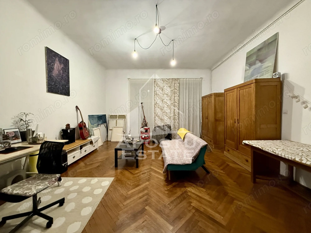 Apartament o camera de 71mp de vanzare zona Badea Cartan Timisoara