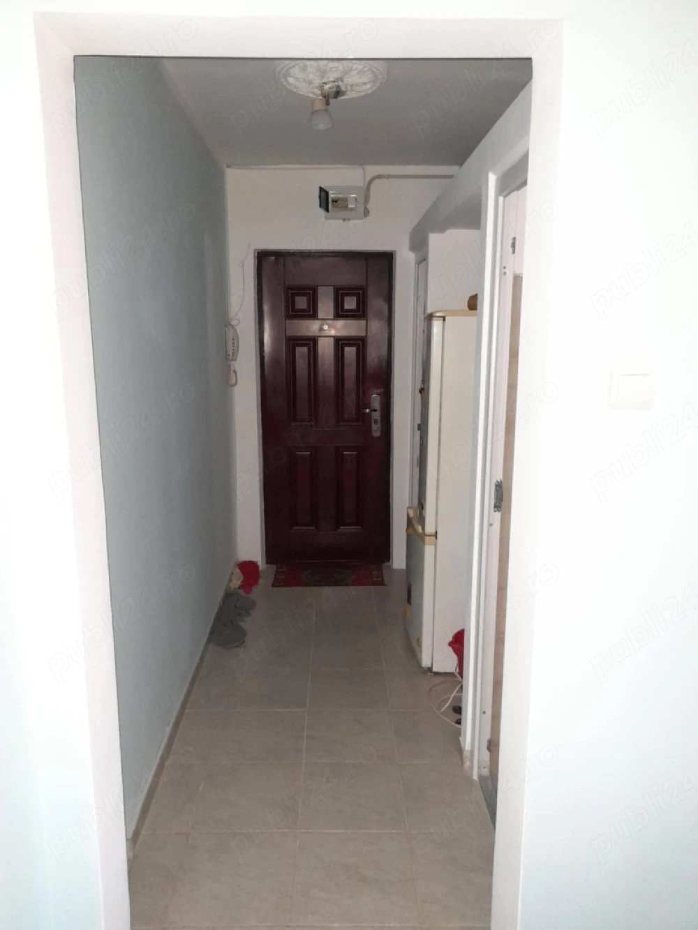 inchiriez apartament zona orizontului parter