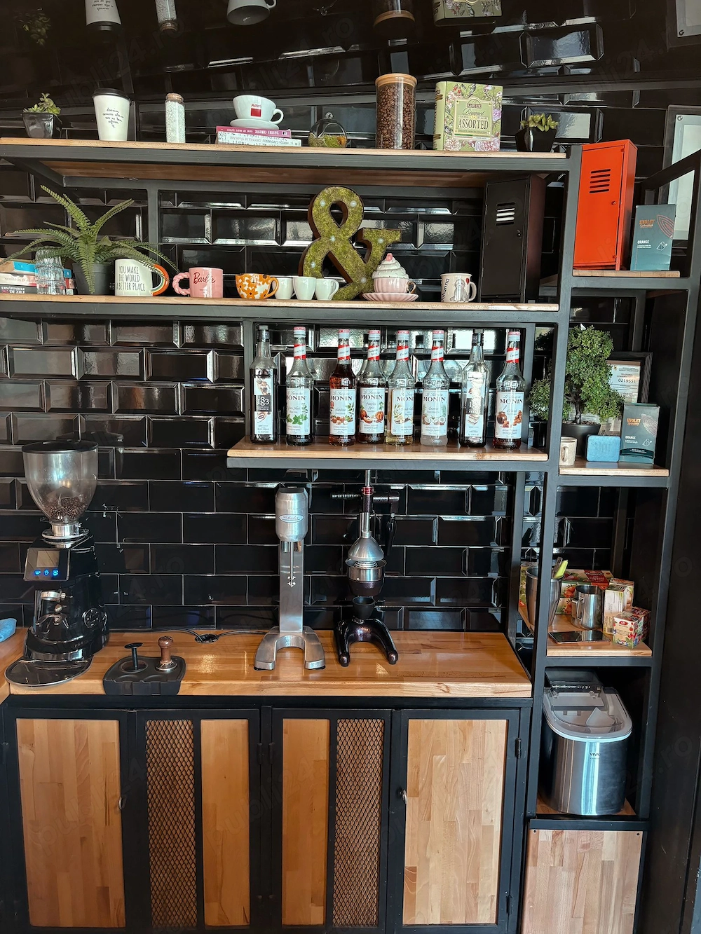 Cafenea utilata