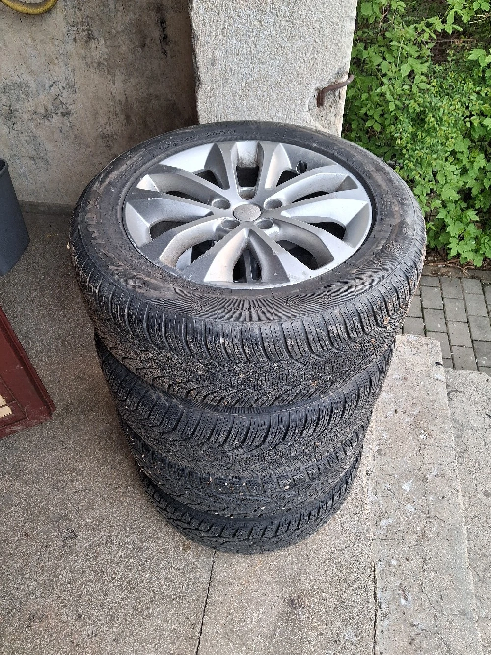 Jante 5×108 cu cauciucuri 235 55 r17