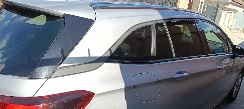 Opel Astra K AUTOMATA anul 2017
