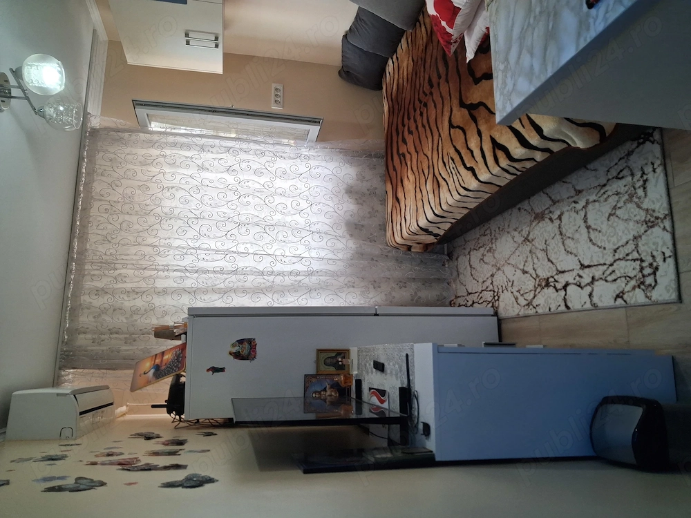 Vând garsoniera cf 3