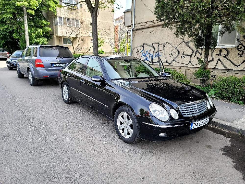 Vand Mercedes E220 cdi,stare perfecta de functionare,foarte intretinuta dupa cum se vede si in poze