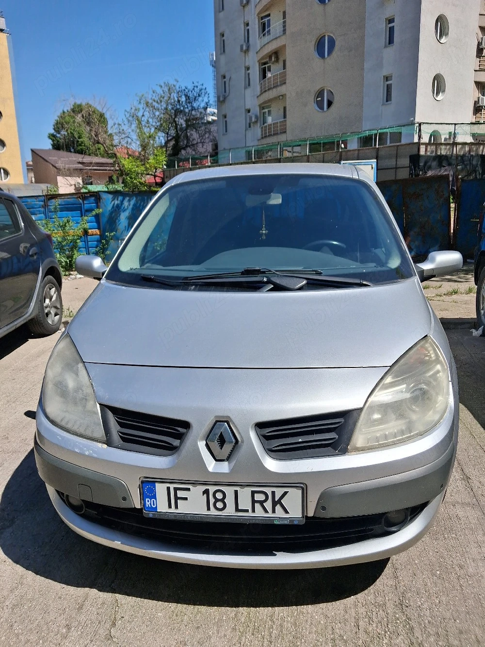 vinzare auto Renault 