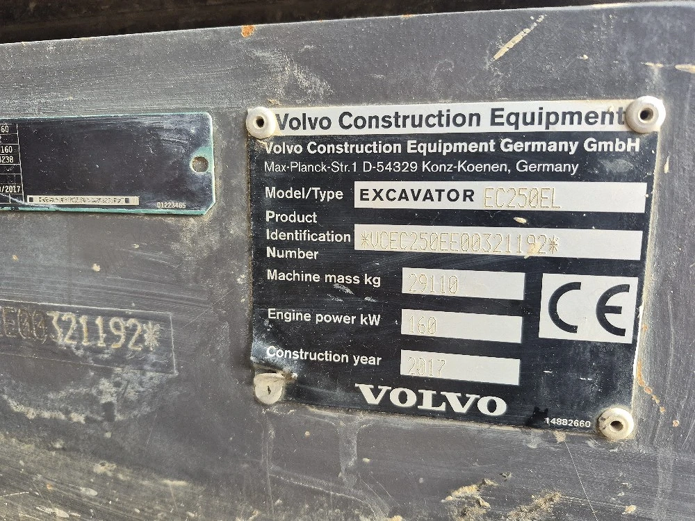 Vand Excavator volvo ec250