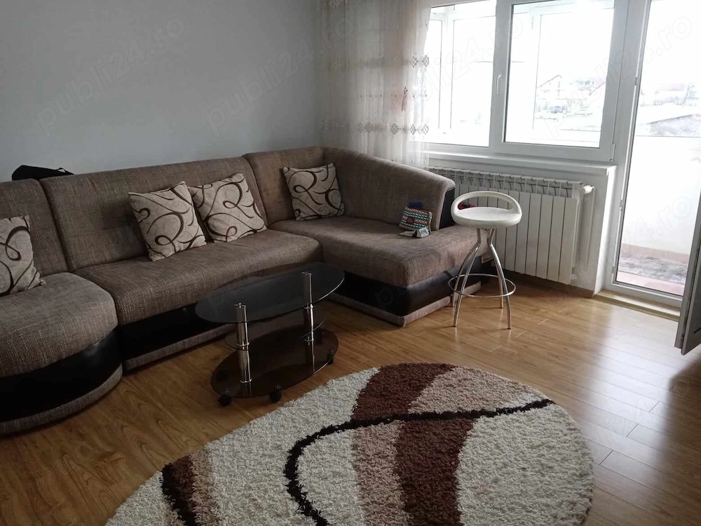 Inchiriem apartament 2 camere ,Matache Temelie ,etaj 3 ,centrala termica proprie ,mobilat