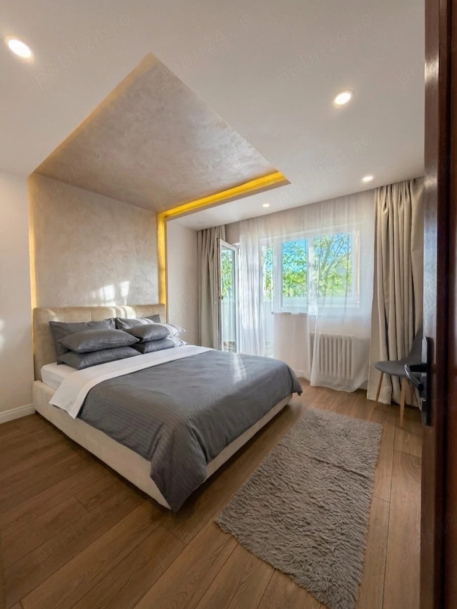 4 camere, 2 băi, 3 balcoane, 85 mp, zona Aradului