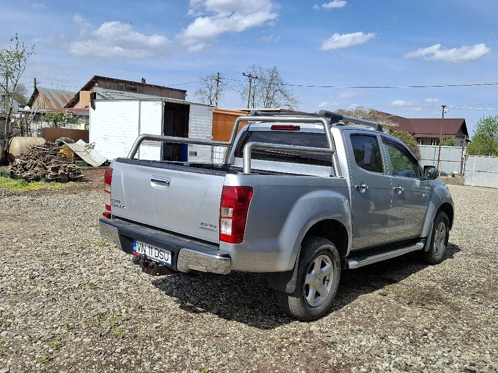 Isuzu dmax LS ( hilux) 