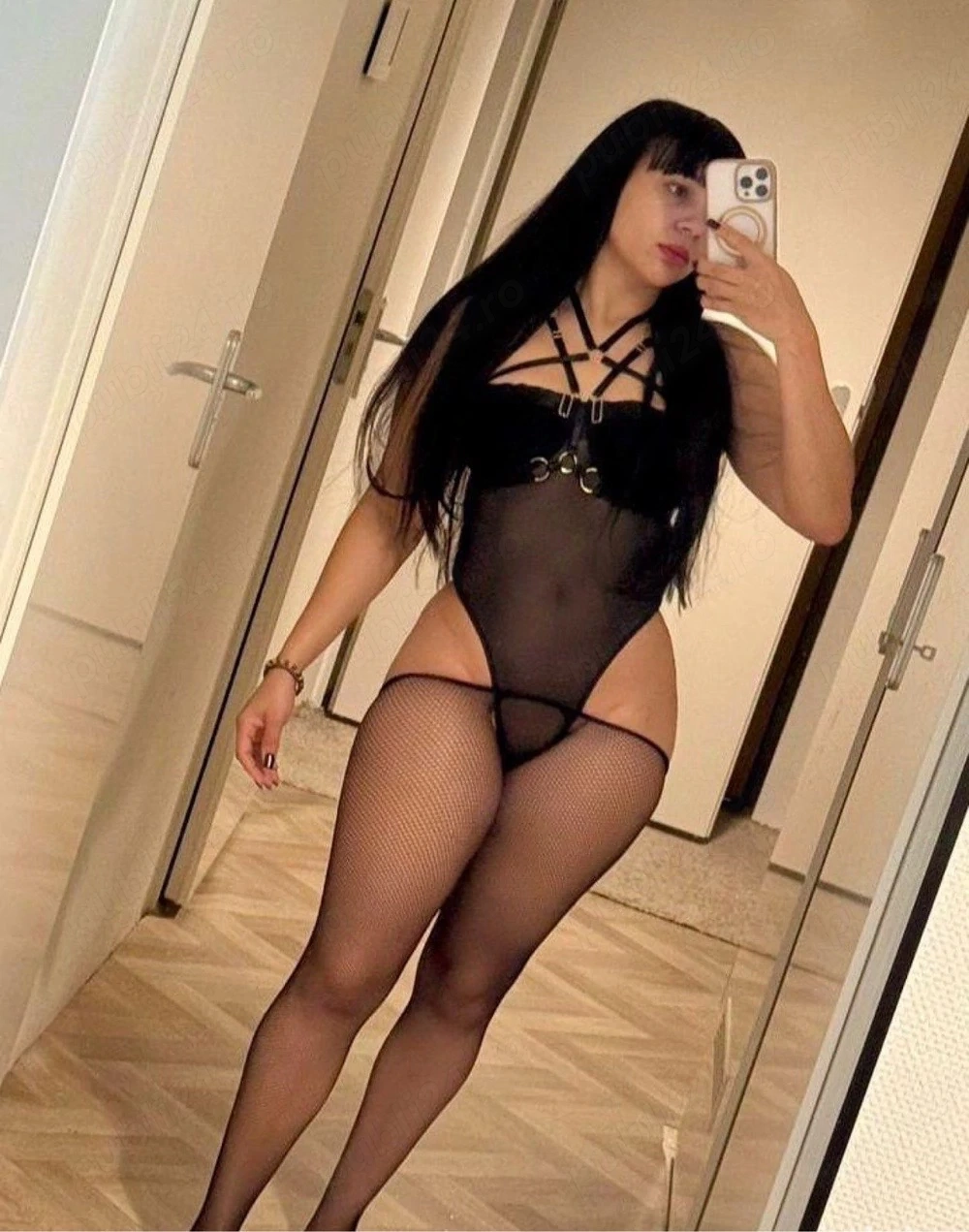 Bunaa noua in oras dornica sa te rasfat, te astept cu mesaj pe Whatsapp