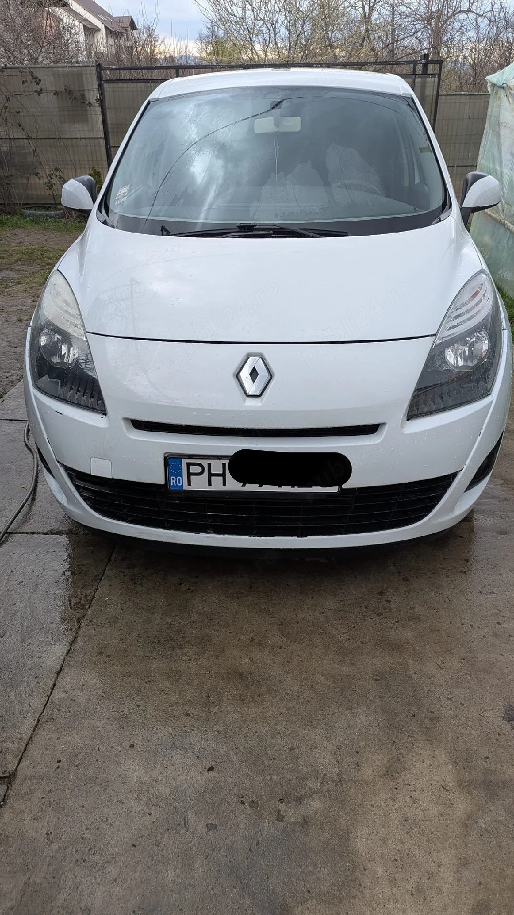 Vând Renault Scenic 