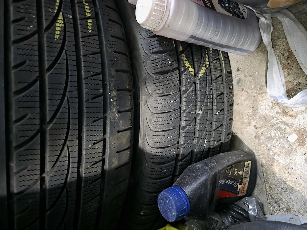 Anvelope IARNA+Jante de Tabla 195/55/R15 Au fost merse doar un an cu ele 850 lei negociabil!!!!