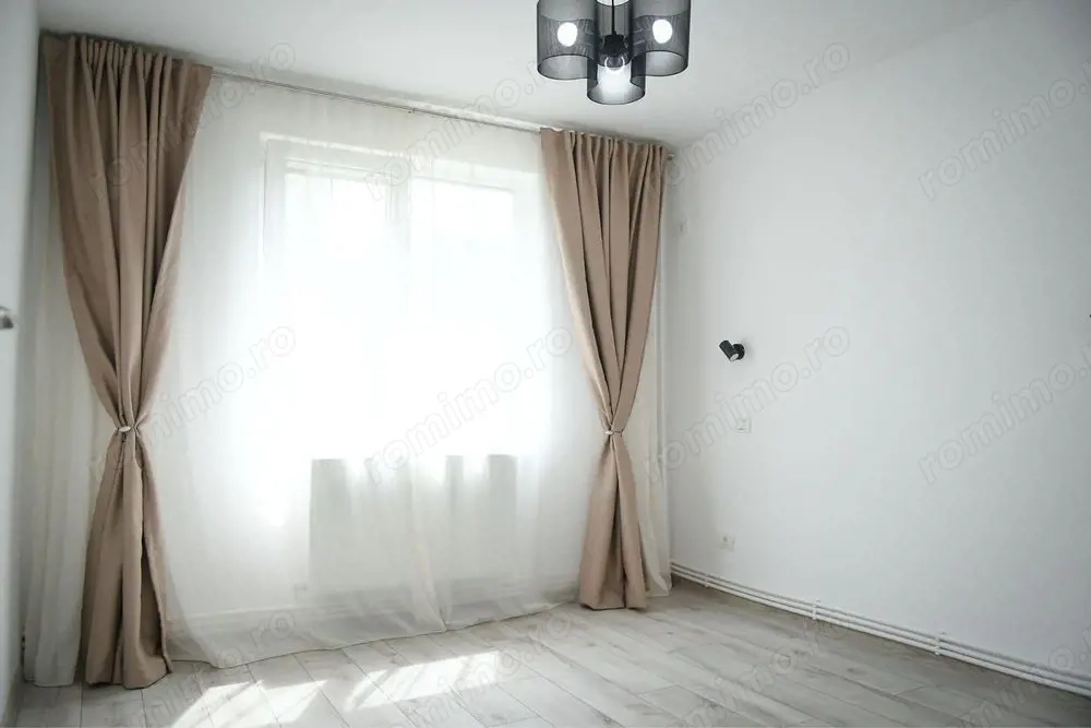 3 camere decomandat, instalatii noi, etaj 2, zona Sebastian