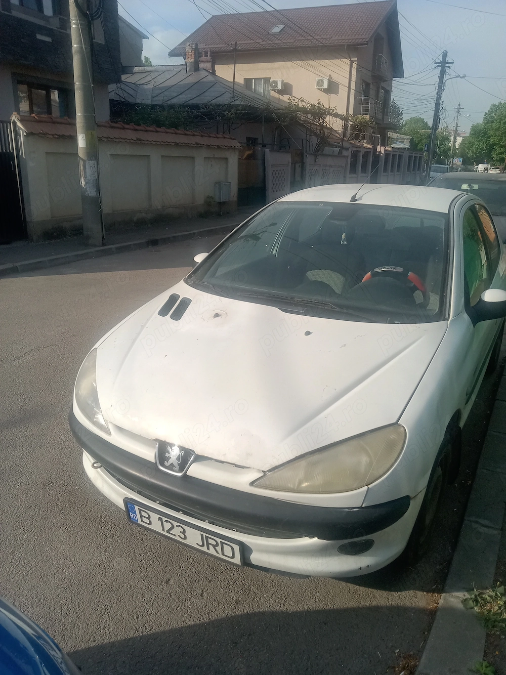 Vând Peugeot 206 ,2004 , 1.4 hdi ,pt programul rabla sau pt reparat sau piese