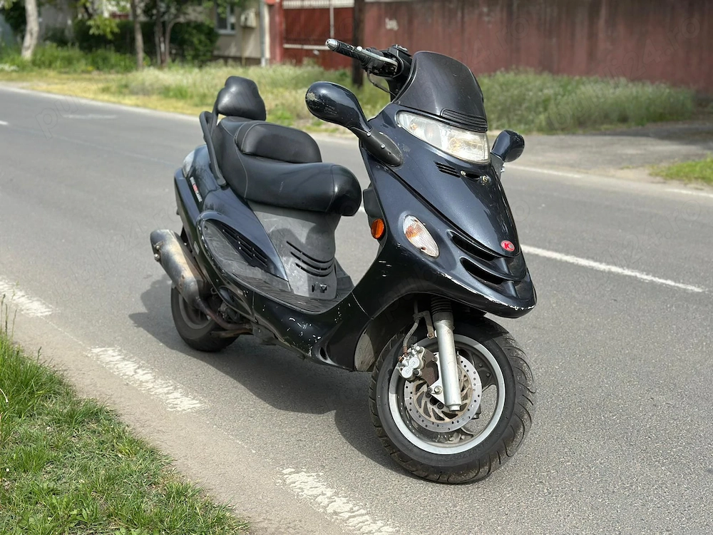 Scuter Kymco Dink 150 cc din 2003 in stare buna